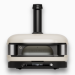 Frontansicht des Gozney Dome XL Pizzaofens in Cremeweiß mit digitalem Display