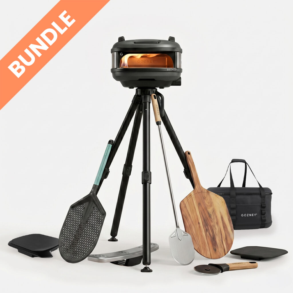 Gozney Tread Schwarz Gran Maestro Premium Set Bundle – Mobiler Pizzaofen auf Dreibein-Stativ mit Holzpeeler, Pizzaschieber, Pizzaschneider, Backstein und Tragetasche